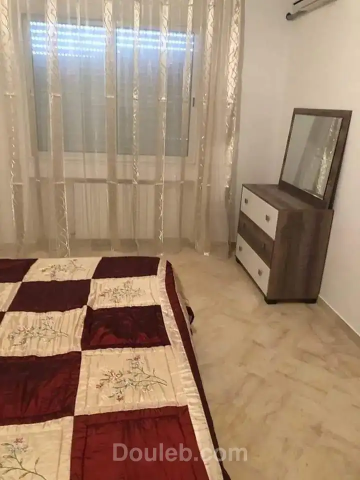 S1 meublé pour courte durée 80dt - Miniature 5