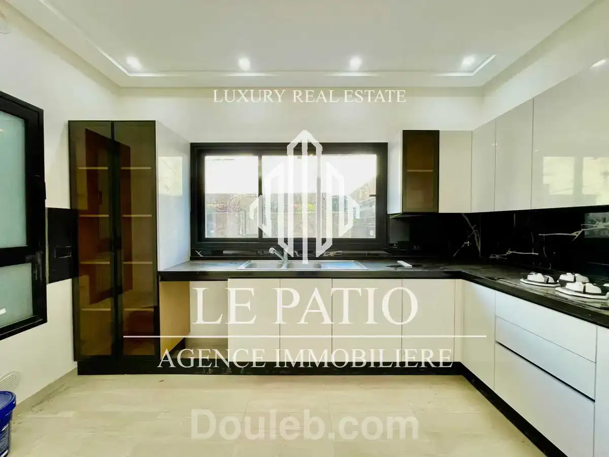 Villa s4 gammarth forêt neuf jamais habité - Miniature 3