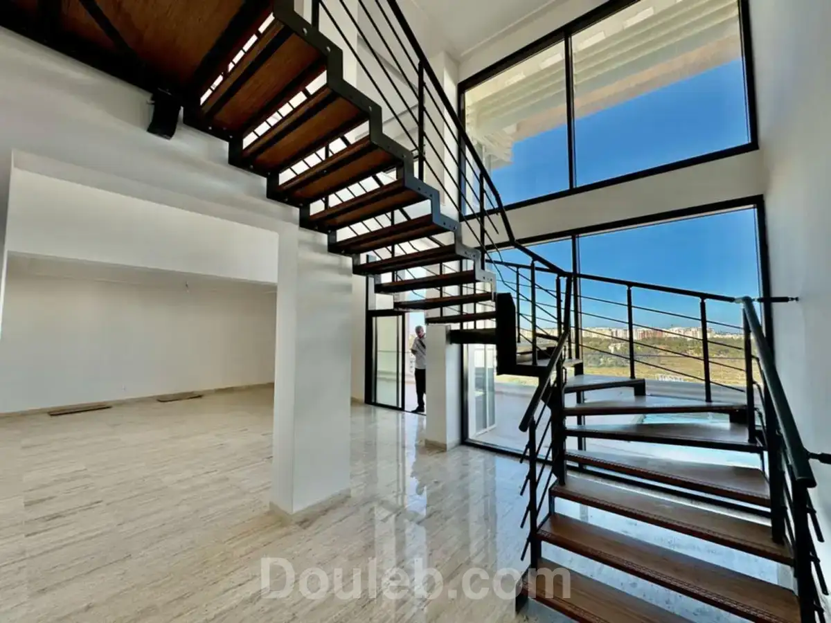 Penthouse s4 avec piscine au lac2 - Miniature 3