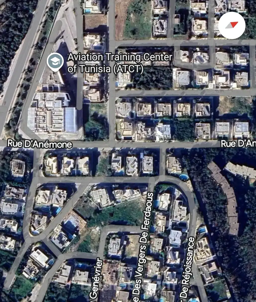 Un terrain bien placé - Miniature 2