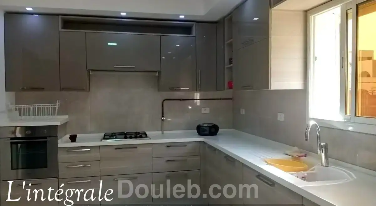 Belle villa avec deux niveaux indépendants - Miniature 3