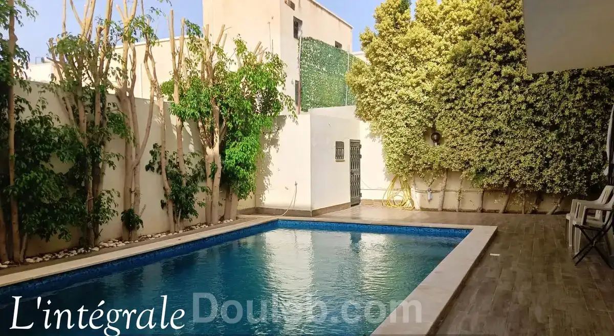 Belle villa avec deux niveaux indépendants - Miniature 5