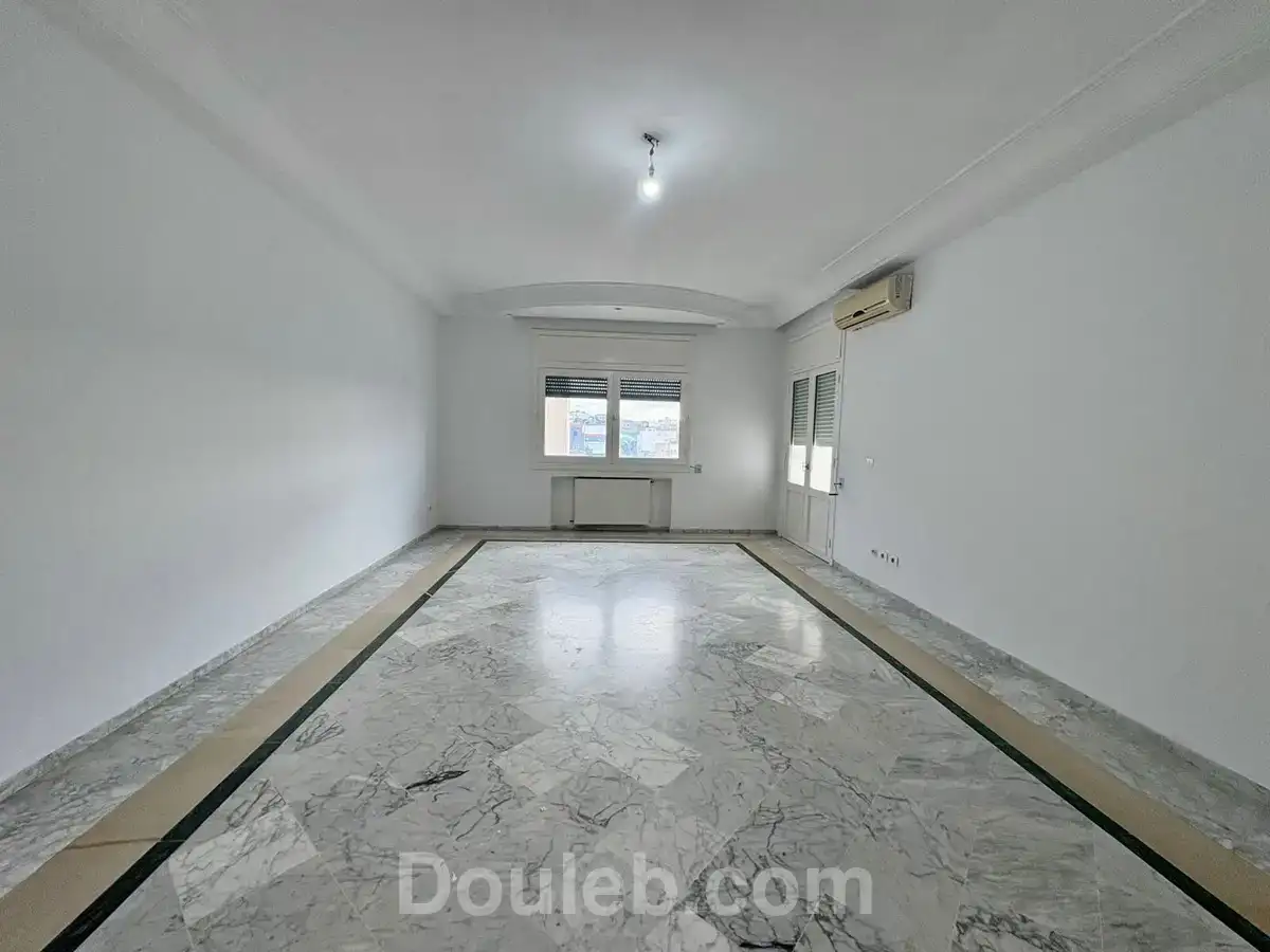 Appartement s3 hs à jardin d'el menzah 2 - Miniature 5