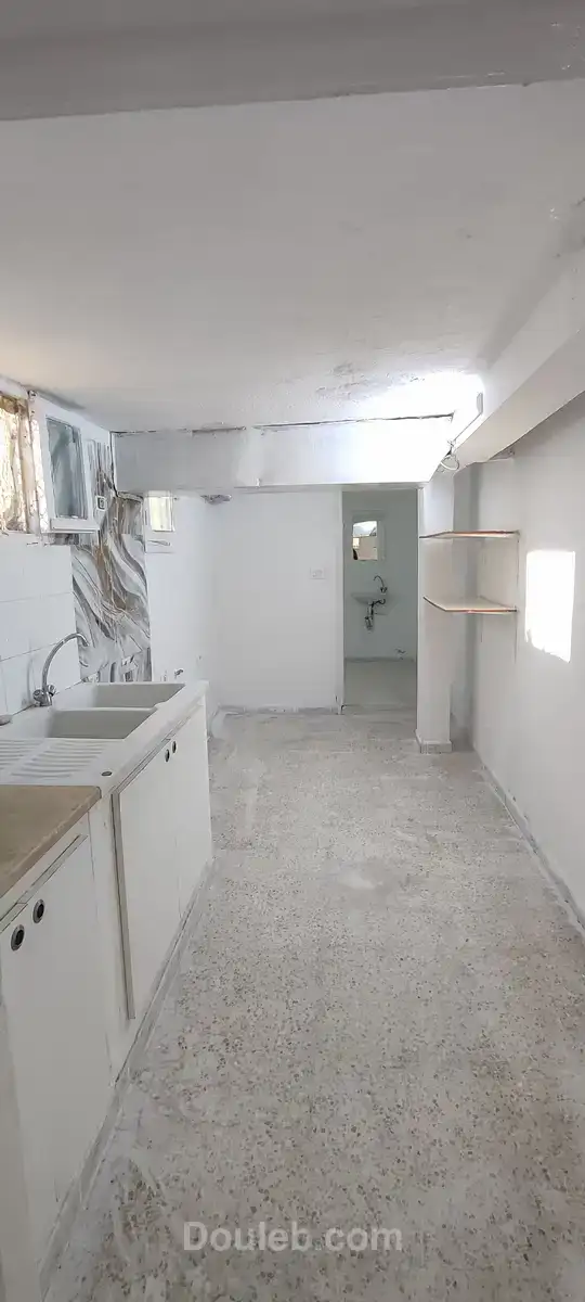 Studio au rez de chaussée à l'aouina - Miniature 3