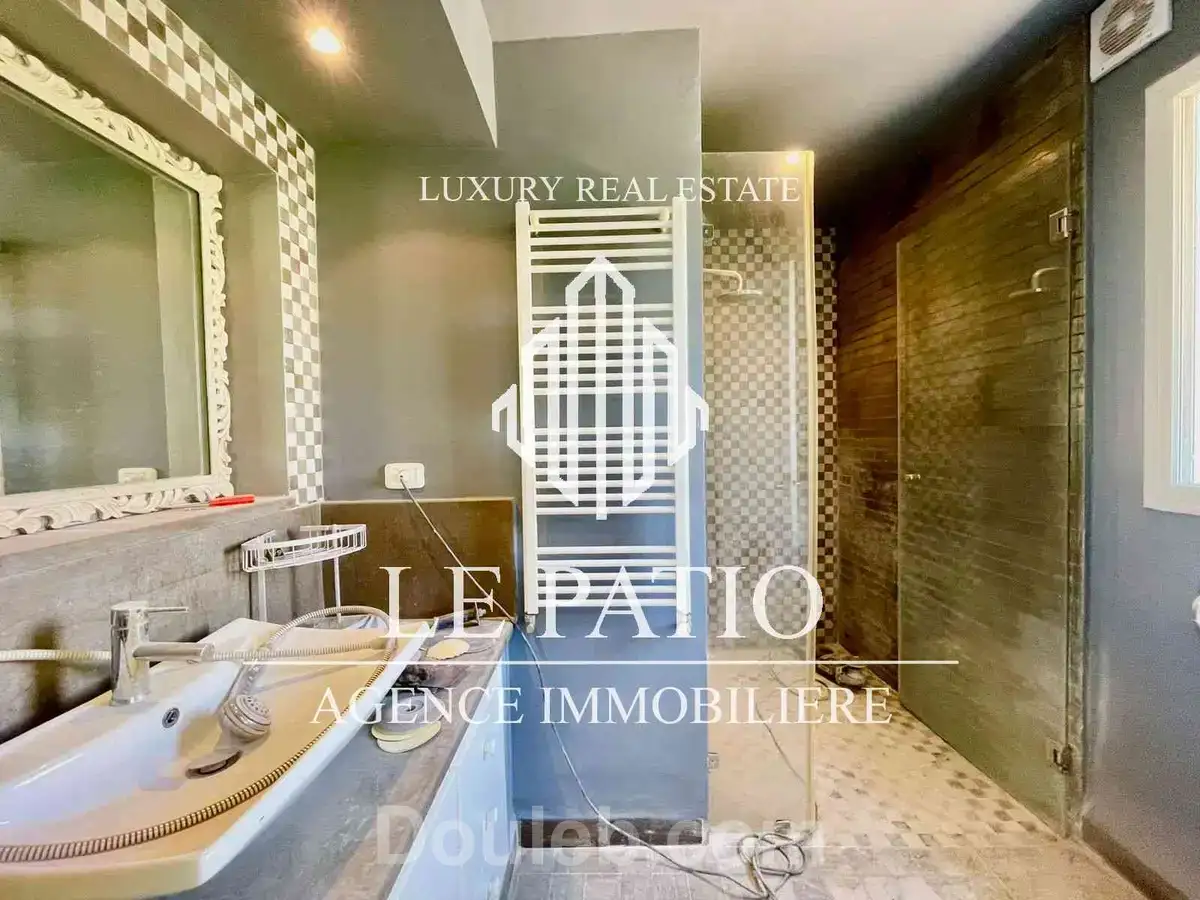 Villa a la marsa avec jardin et piscine - Miniature 4