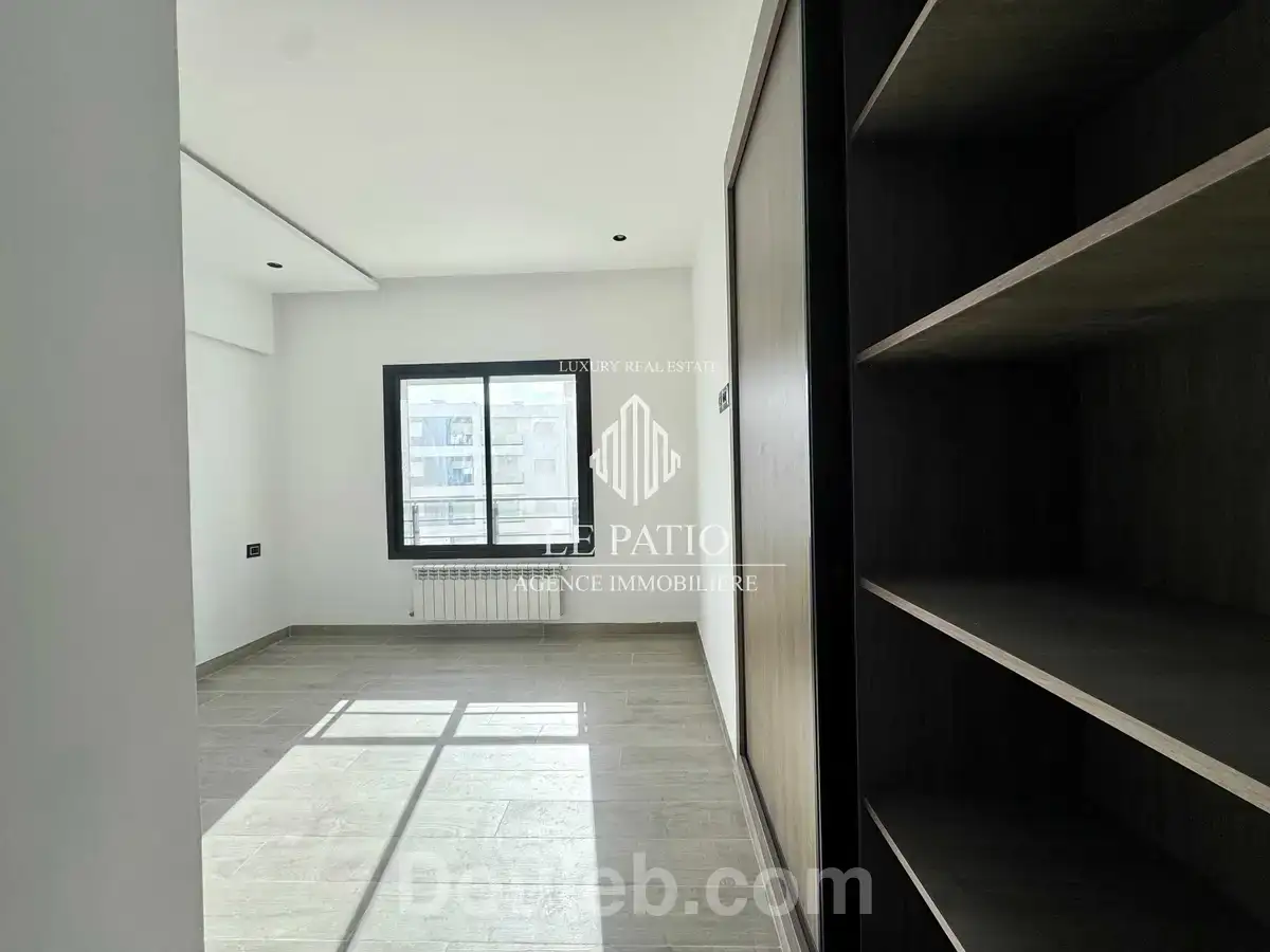 Appartement s2 jamais habité - Miniature 5