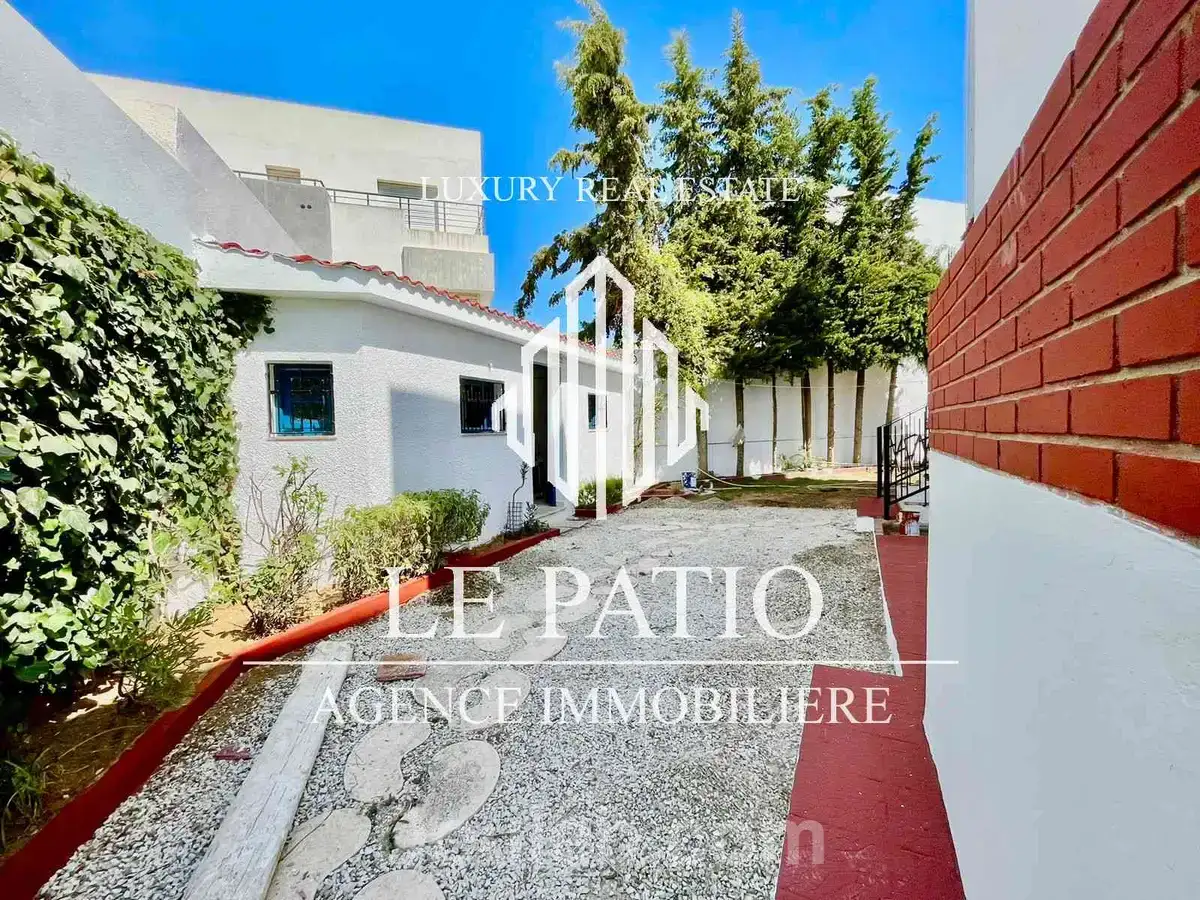 Villa a la marsa ville avec jardin - Miniature 2