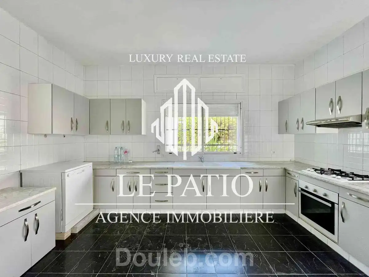 Villa a la marsa ville avec jardin - Miniature 4