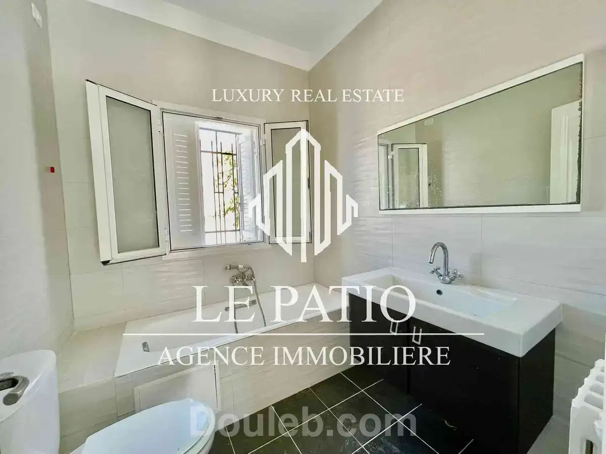 Villa a la marsa ville avec jardin - Miniature 5