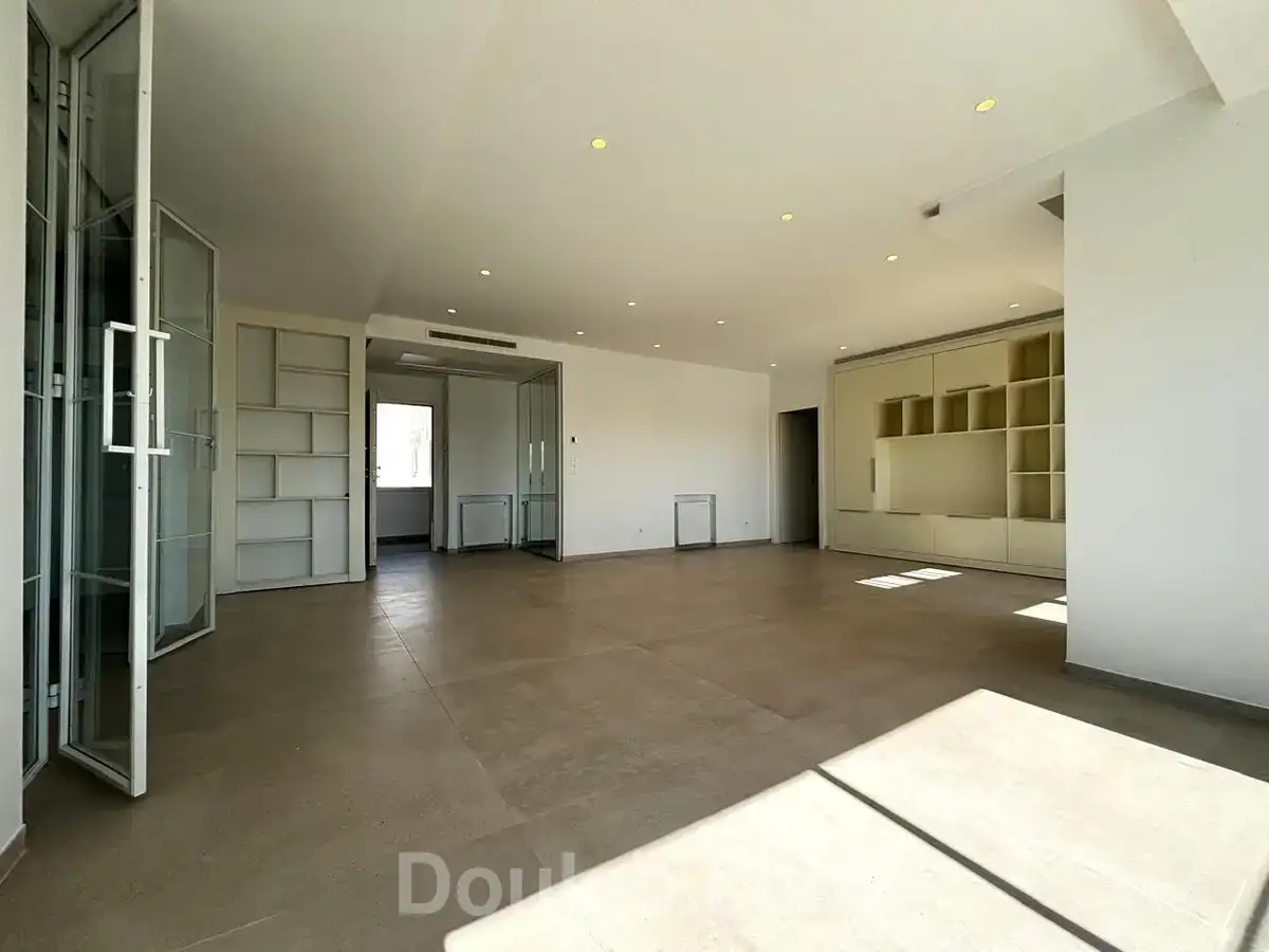 Un appartement s3 neuf à chotrana 2 - Miniature 5