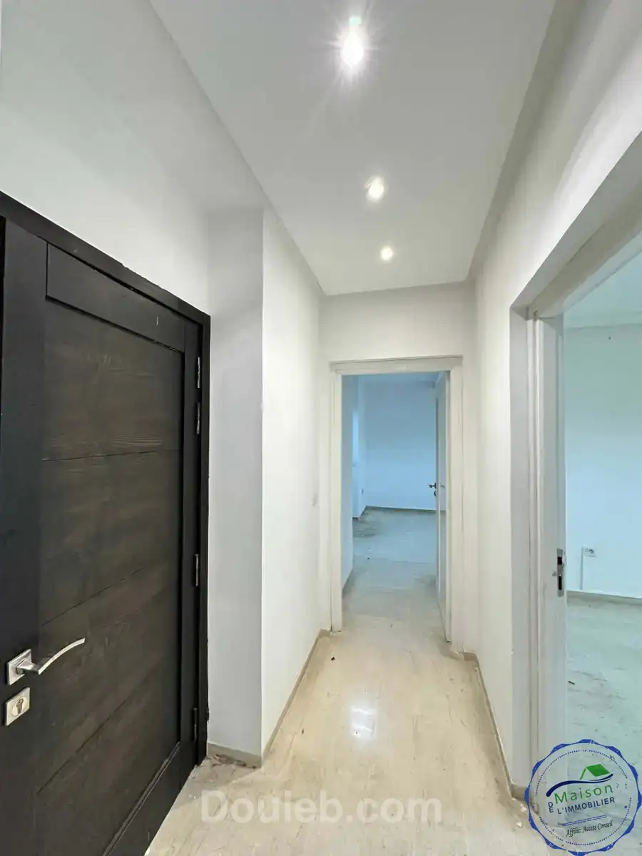 Immeuble 1040 m en 25 pièces montplaisir - Miniature 5