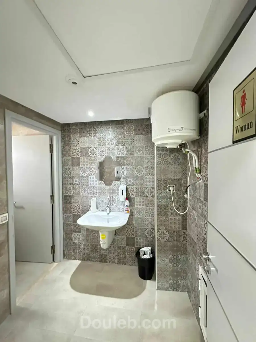 Immeuble hst 2300 m en open space au kram - Miniature 5