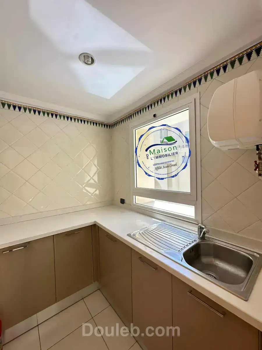 Bureau h2 de 81 m aux berges du lac 1 - Miniature 4