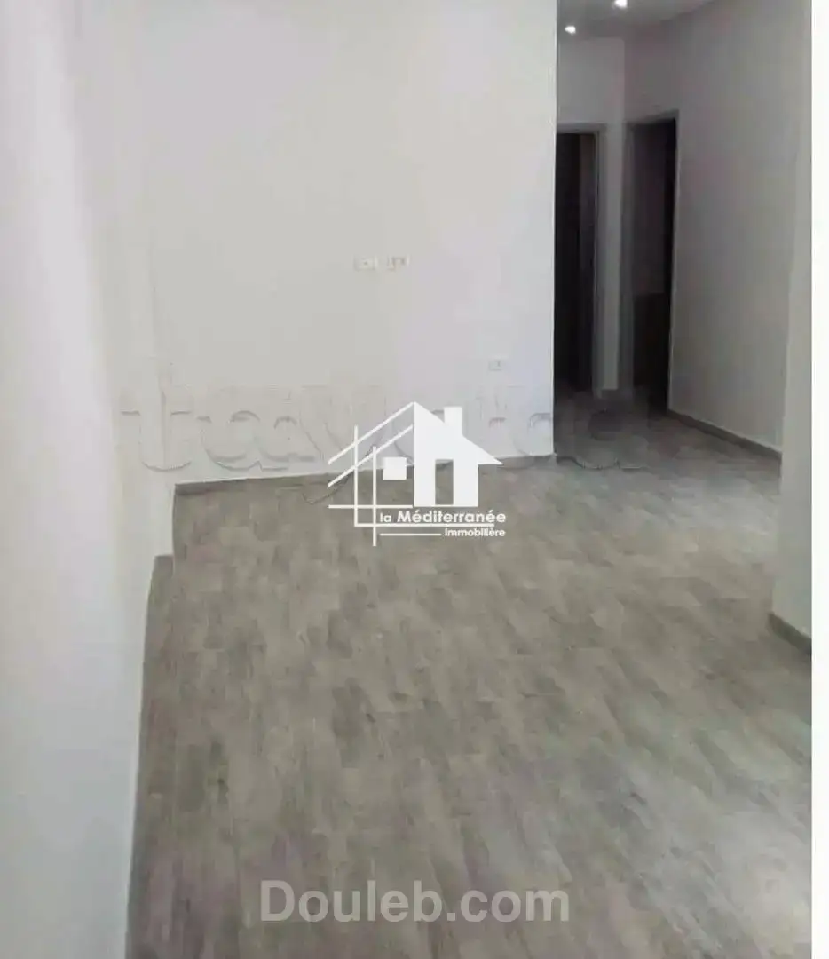 Appartement s3 au centre ville - Miniature 2