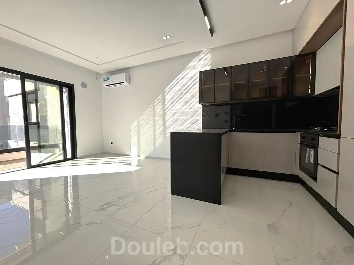 Appartement s1 de 70m2 neuf à chotrana 1 - Miniature 2