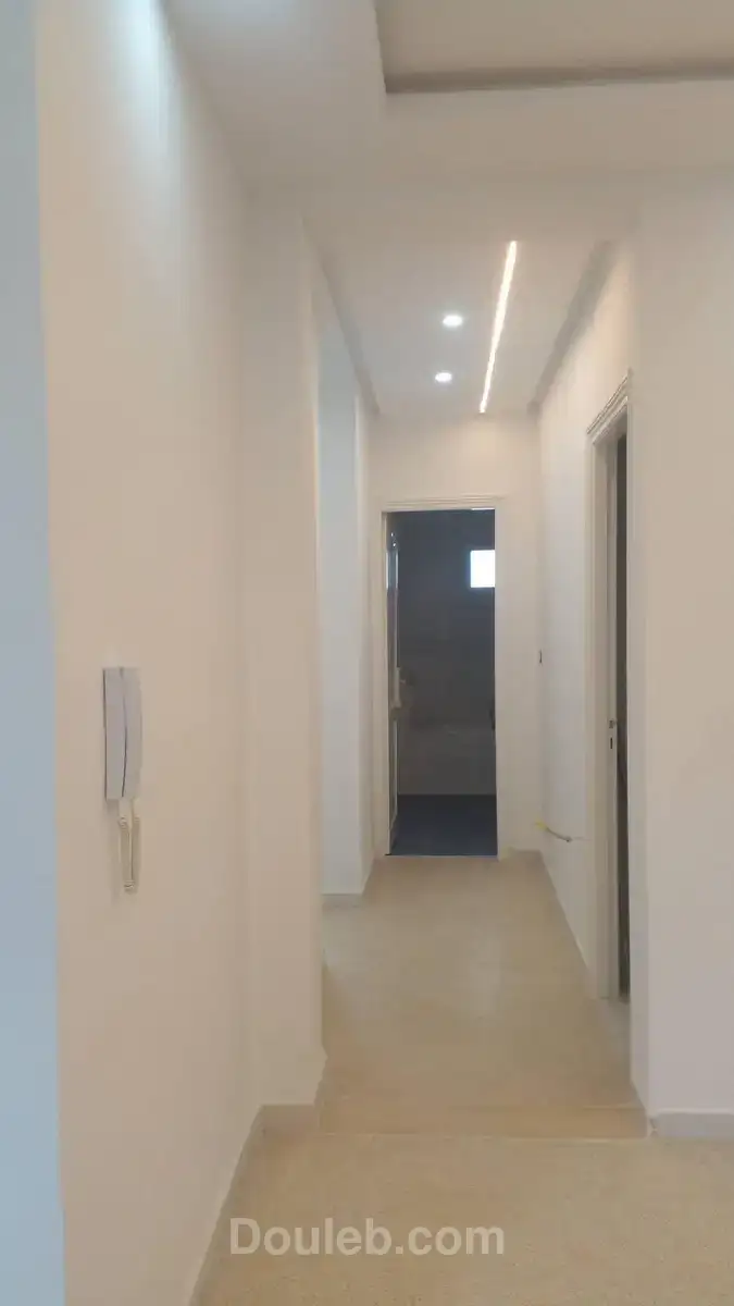 Bureau au mourouj 3 neuf - Miniature 4