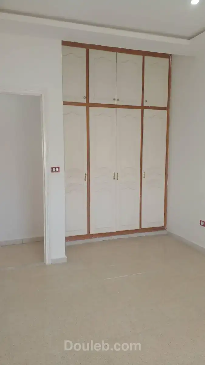 Bureau au mourouj 3 neuf - Miniature 5