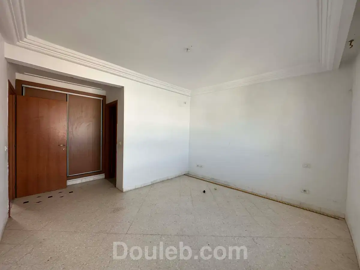 Appart s4 spacieux à ennasr 2 - Miniature 5