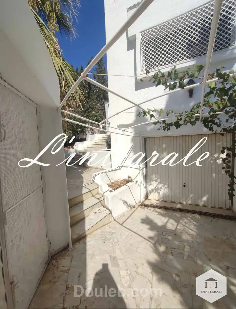 Grande villa s6 avec grand jardin - Miniature 3