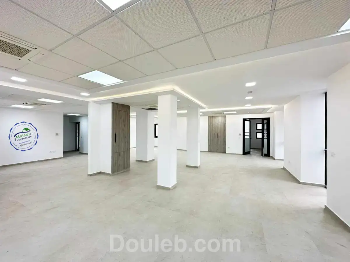 Immeuble neuf 600 m à alain savary - Miniature 2