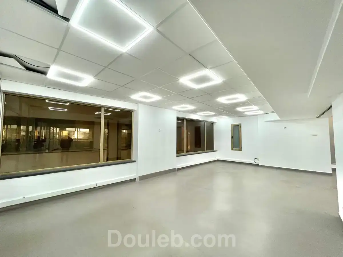 Bureau h6 au lac2 - Miniature 3