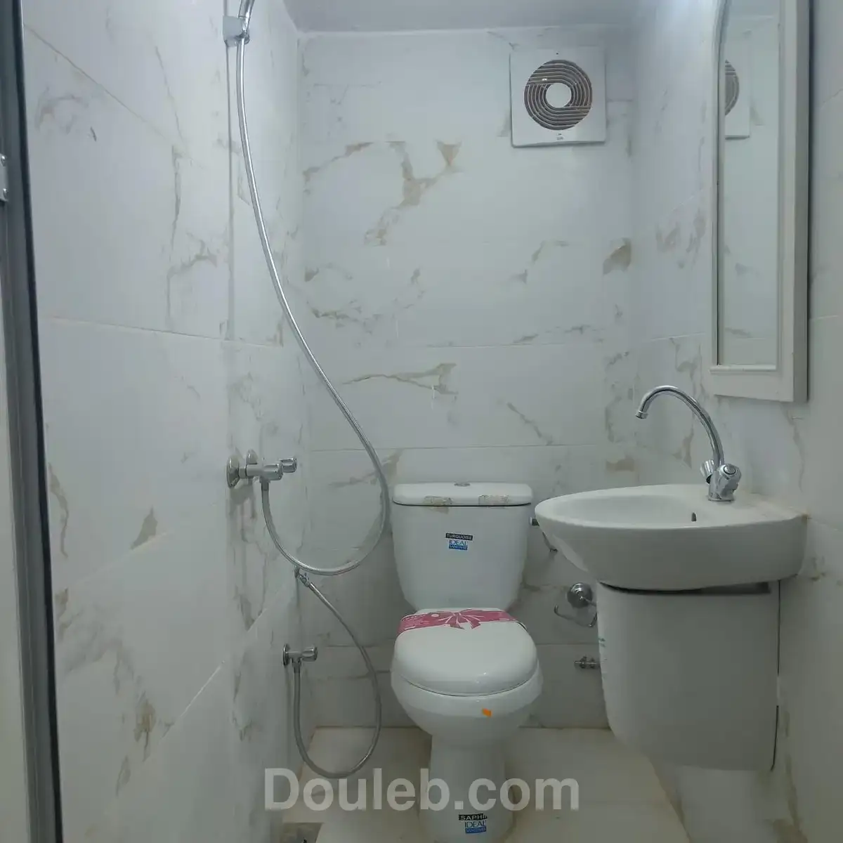 Menzah 6 studio meublé indépendant - Miniature 4