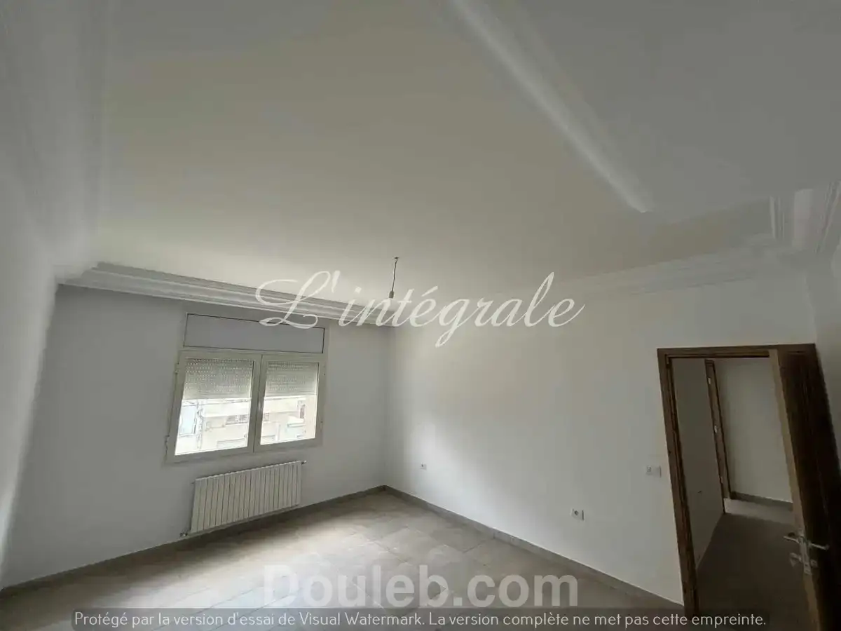 S3 tout neuf au 1er étage - Miniature 4