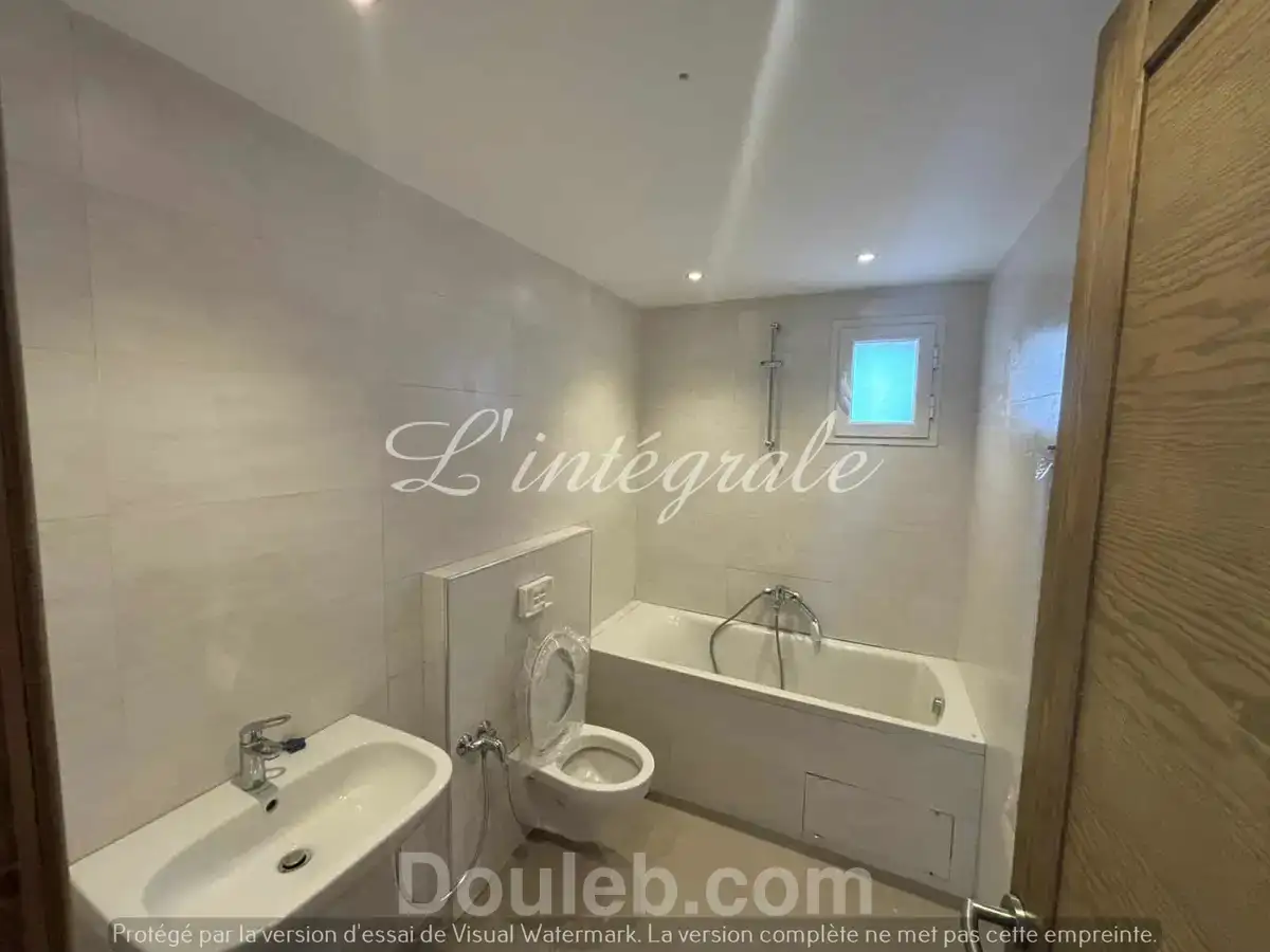 S3 tout neuf au 1er étage - Miniature 5