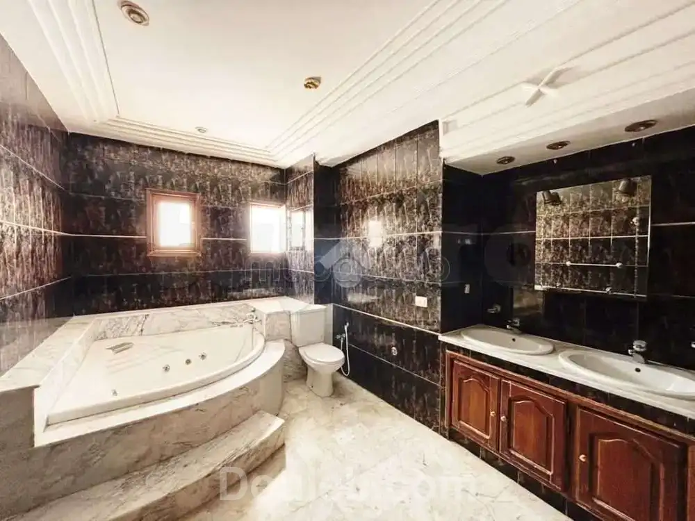 Jolie s4 a manar1 - Miniature 4