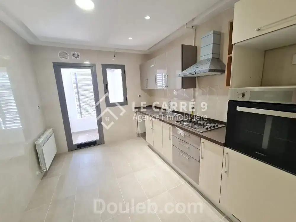 Un s2 à la nouvelle soukra - Miniature 4