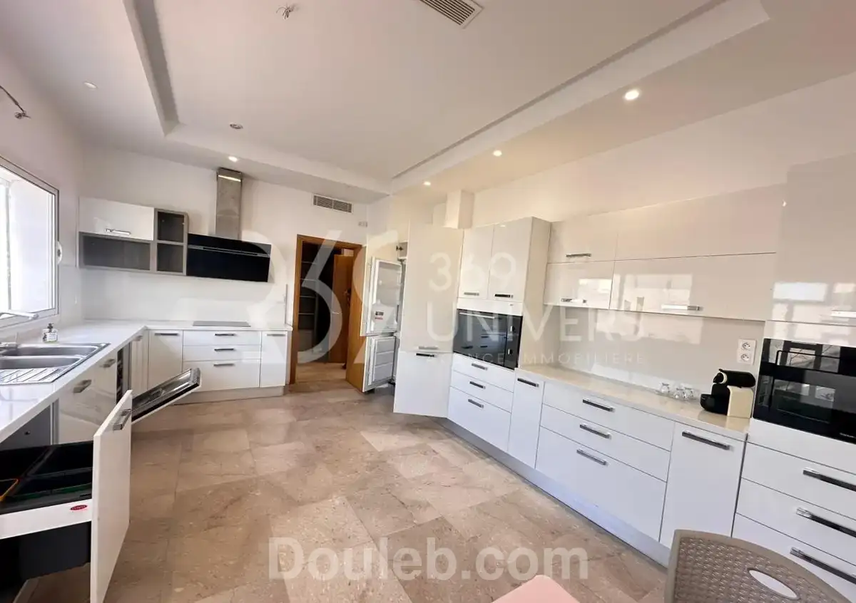 Villa jumelée avec piscine à gammarth ref rh136 - Miniature 3