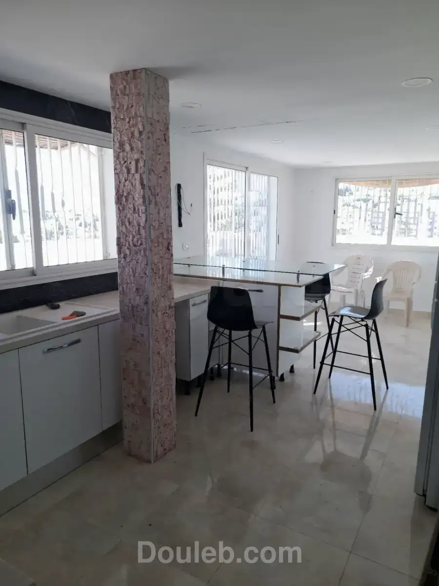 Etage de villa s3 avec terrasse à ennasr 2 - Miniature 5