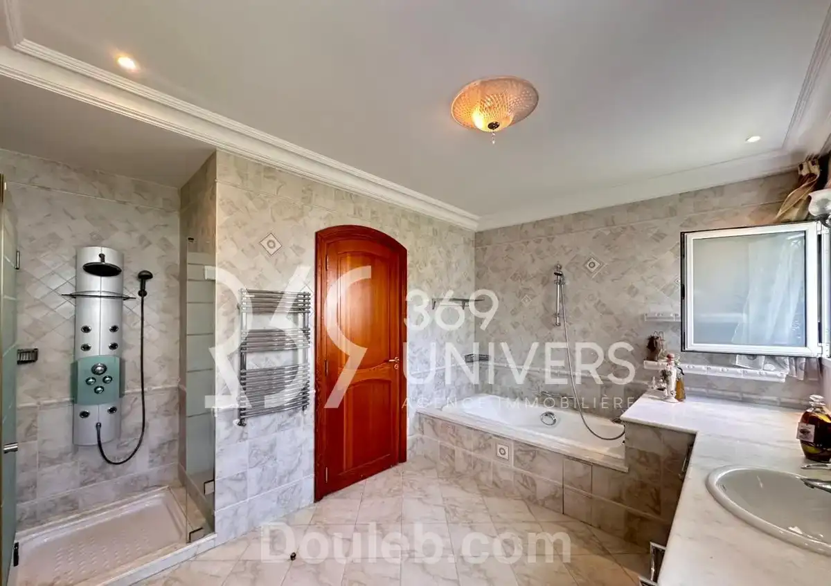 Villa avec jardin à la marsa ref rh156 - Miniature 4