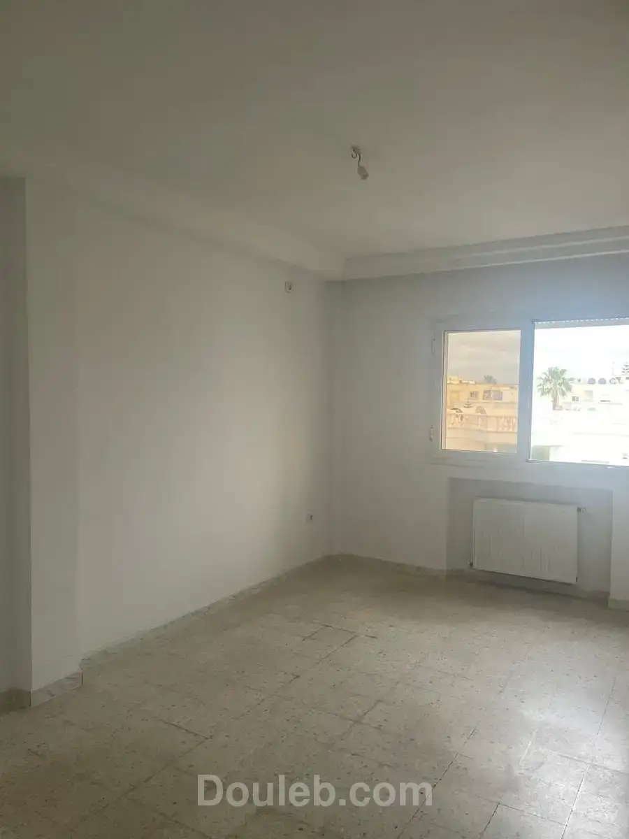 Appart à l'étage de villa au jardins de l'aouina - Miniature 3