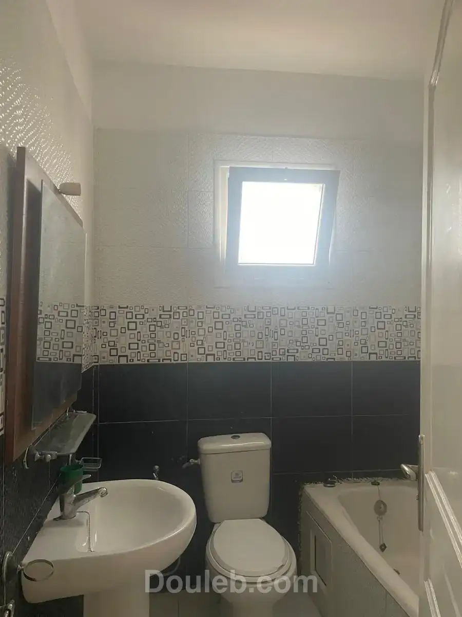 Appart à l'étage de villa au jardins de l'aouina - Miniature 5