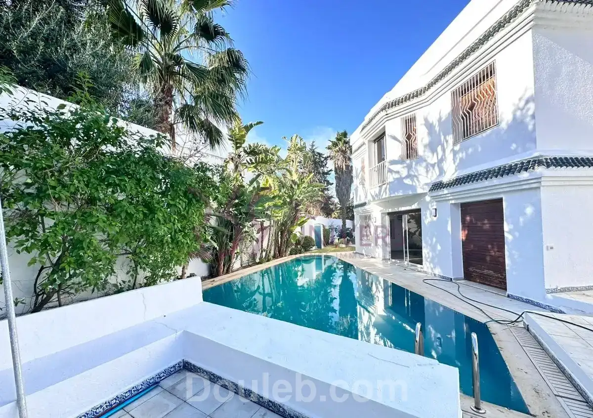 Villa avec piscine à gammarth rh088 - Miniature 2