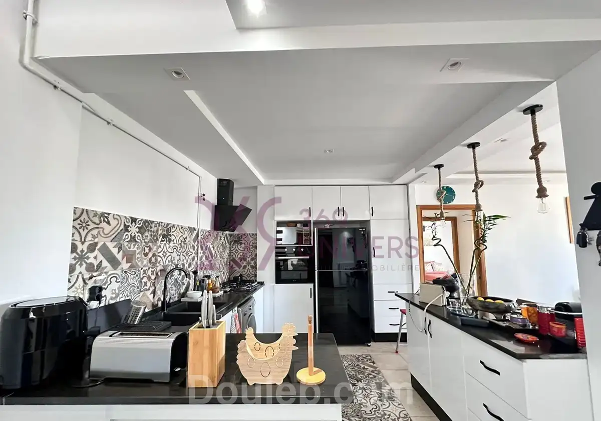 Duplex avec terrasse à la marsa ref rd015 - Miniature 4