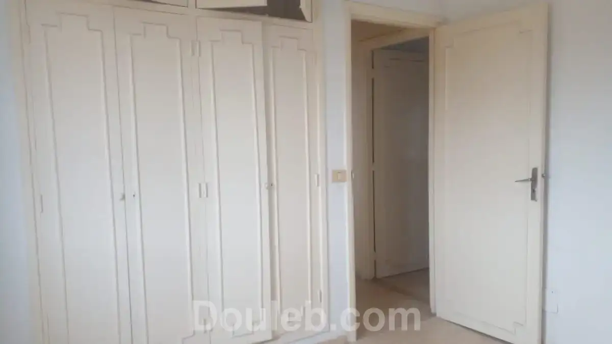 Appartement pour famille ou célibataire - Miniature 5