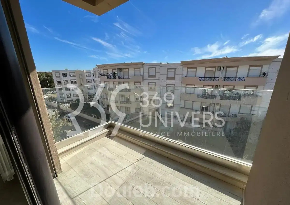 Appartement meublé avec terrasse à la marsa - Miniature 5