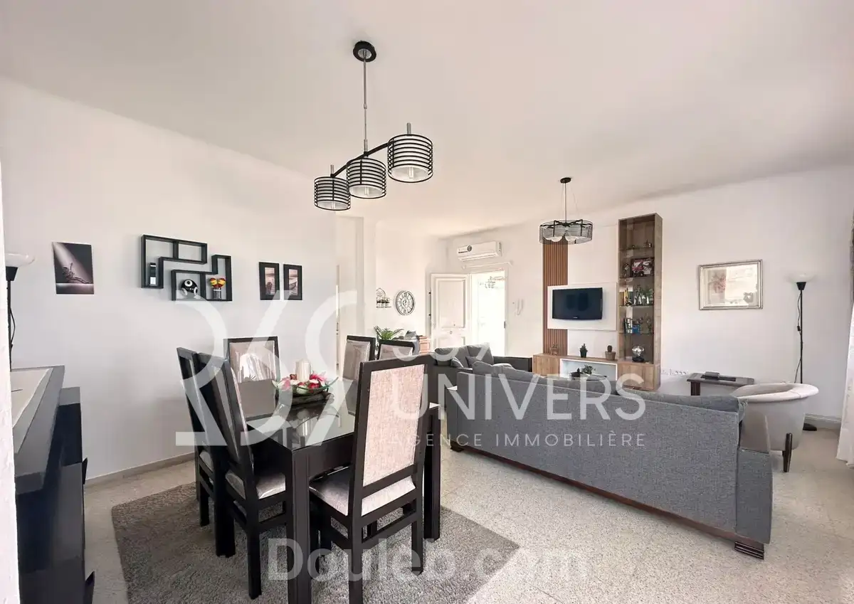 Etage de villa vue sur mer à la marsa - Miniature 2