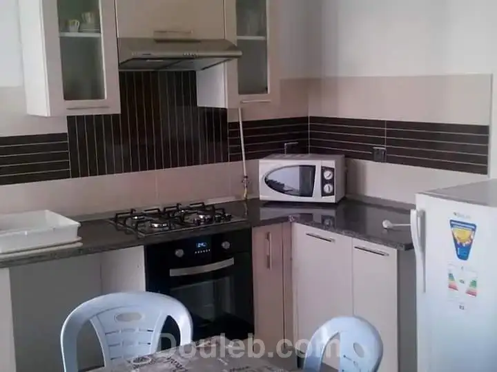 S0 meublé pour courte durée 90dt - Miniature 3