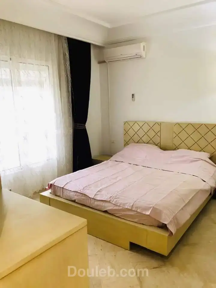 S1 meublé haut standing par nuitée 100dt - Miniature 4