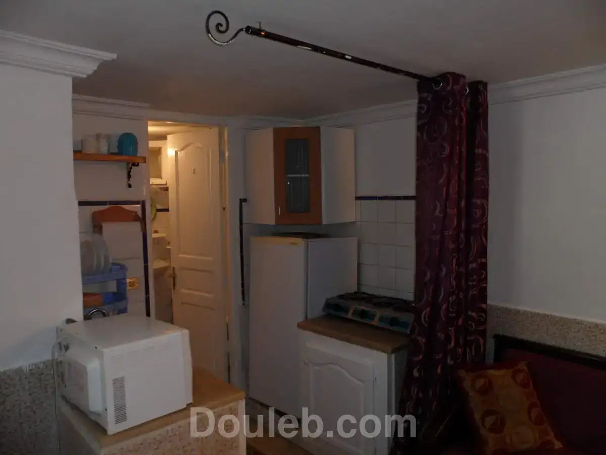 Studio meublé 60dt la nuitée - Miniature 2