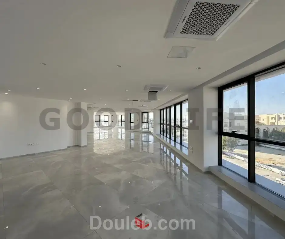 Open space avec vue sur lac au lac2 - Miniature 3