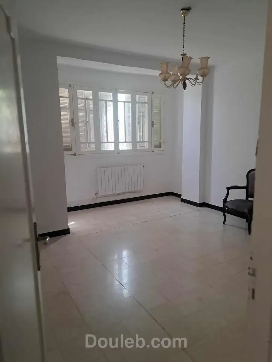 Un s3 au rdc à l'ariana - Miniature 3