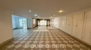 Villa de 660m2 avec piscine cit - Miniature 4