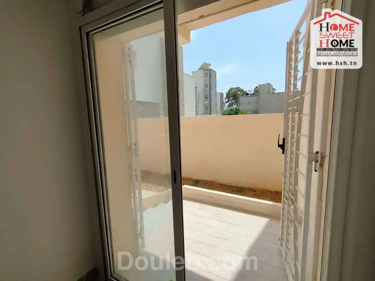 Rdc de villa s2 el baya à ezzahra