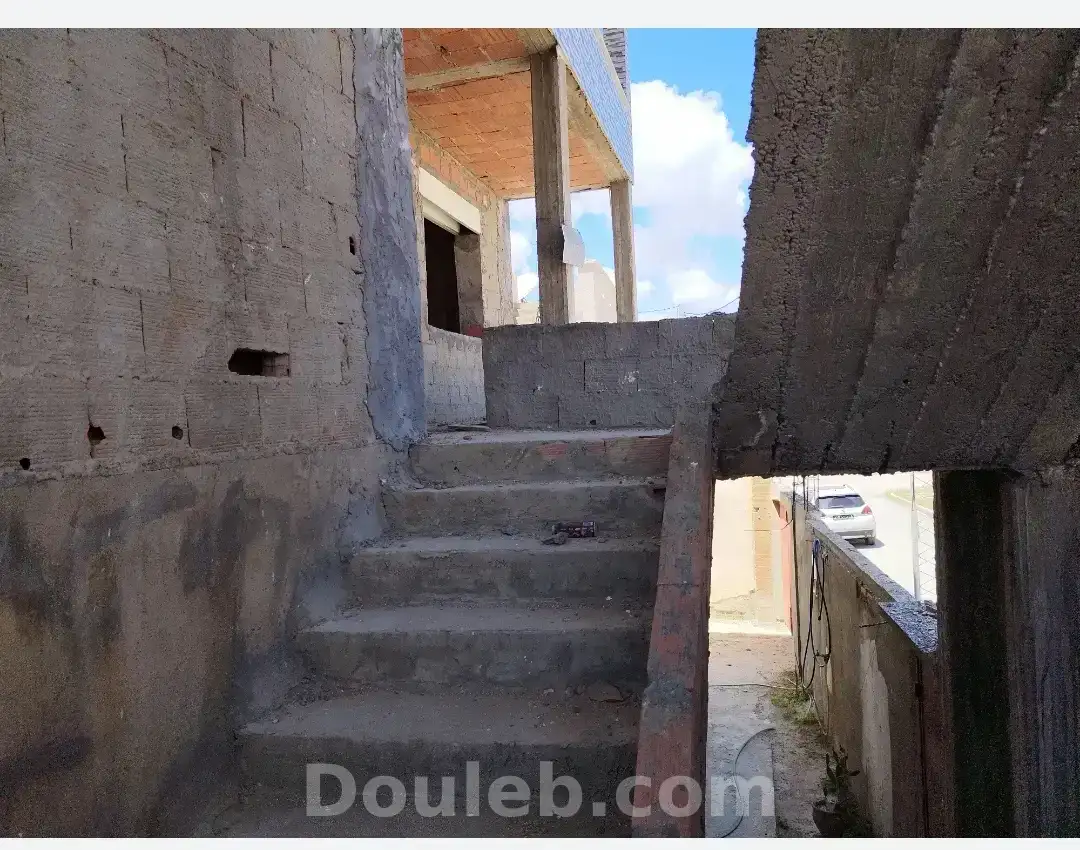 Maison à cité el fayez jendouba - Miniature 3