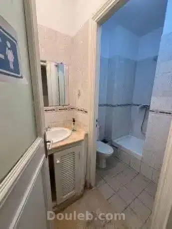 Bureau h5 1900d montplaisir - Miniature 3