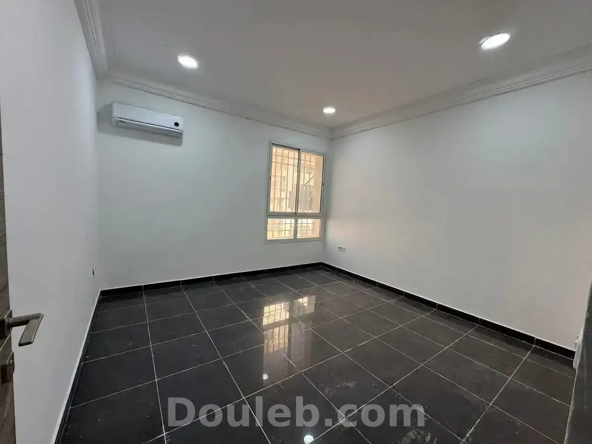 Bureau h3 1400 d ennasr 2 - Miniature 4